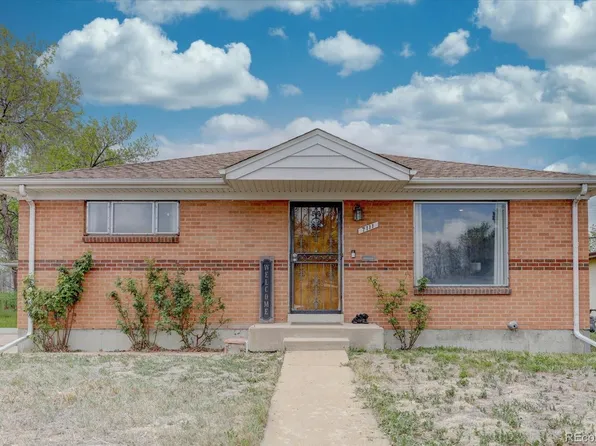 7111 Avrum Drive, Denver, CO 80221