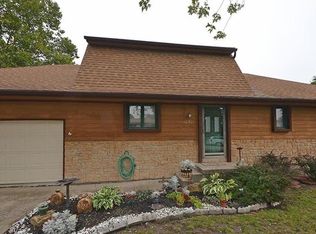 10501 N McGee St, Kansas City, MO 64155