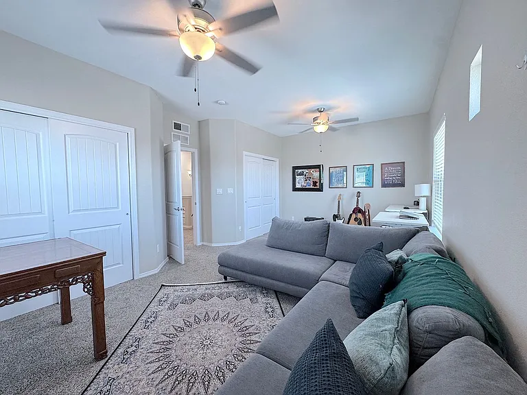 7805 Enchanted View Dr — Photo 31