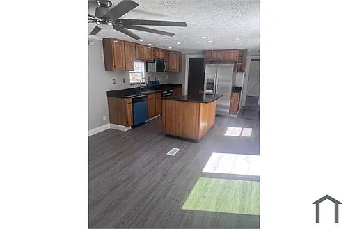 15325 Mapletree Dr Photo 1