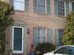 678 Rockwood Dr, Elizabethtown, PA 17022