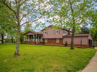 115 W Melissa Ln, Forest City, NC 28043