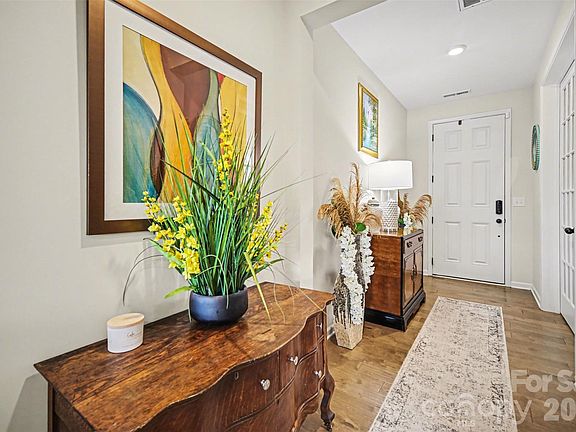5th image of 15200 Autumn Sage Dr