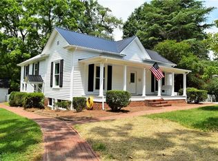 108 S Wilson St, Madison, NC 27025