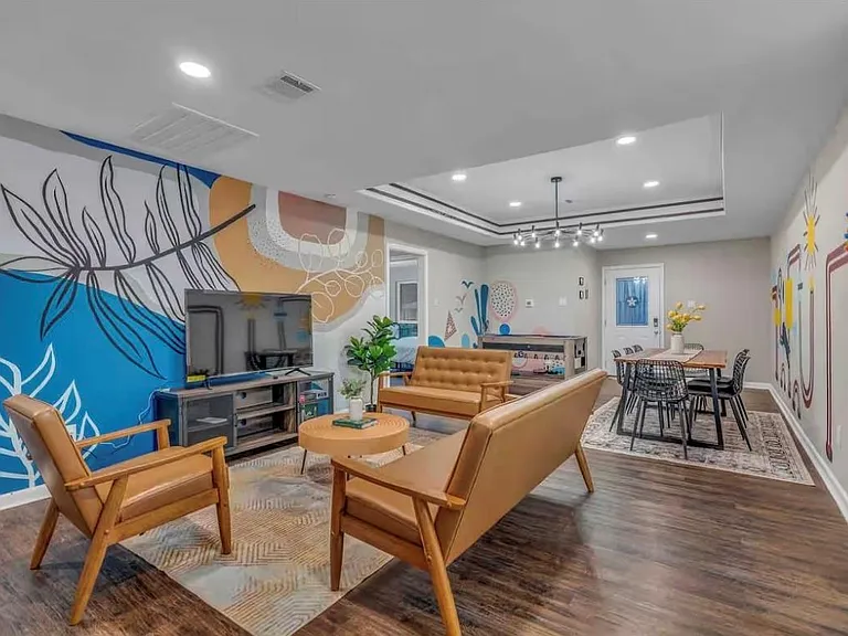 8411 Garden Parks Dr — Photo 2