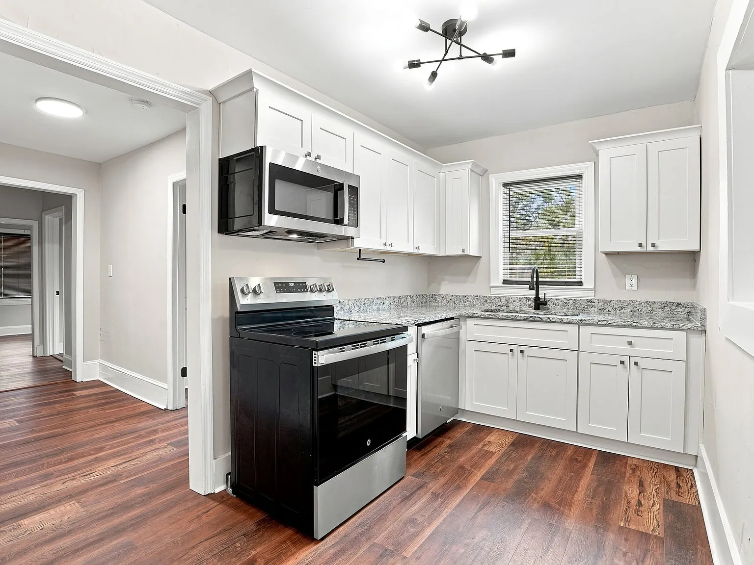1124 Clark Street - 1 — Photo 4