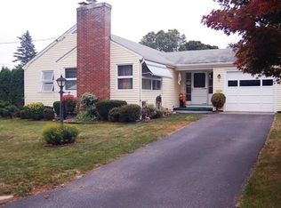 53 Riverside Dr, Lincoln, RI 02865