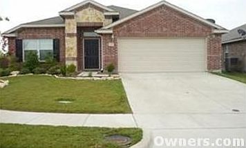 2219 sq.ft Office Formal Dining Large back yard w/covered patio