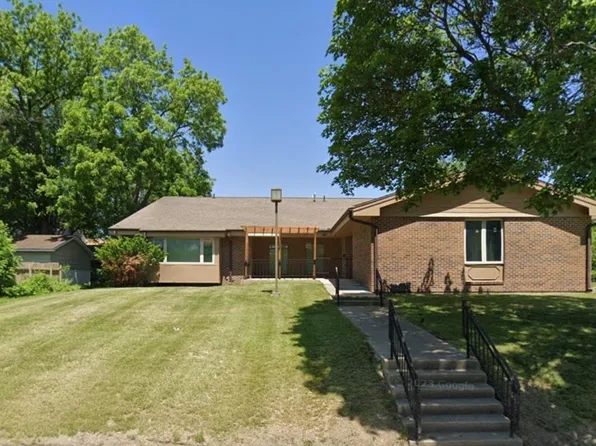 209 E McLane St, Osceola, IA 50213