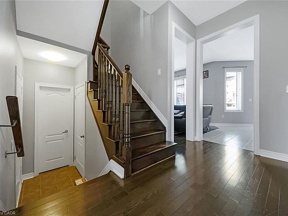 4th image of 792 Arthur Parker Ave