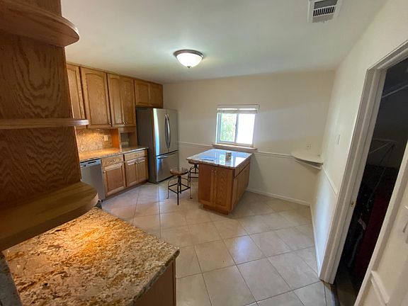 2nd image of 671 Sausalito Blvd
