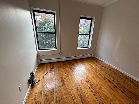 3rd image of 18 E 125th St #6