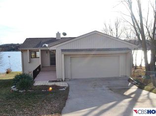 9502 Fox Ct, Plattsmouth, NE 68048