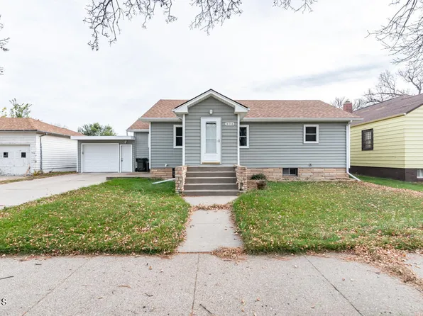 306 2nd Ave NW, Hazen, ND 58545