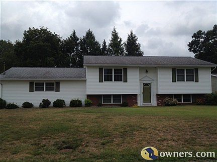1st image of 117 Shamrock Dr