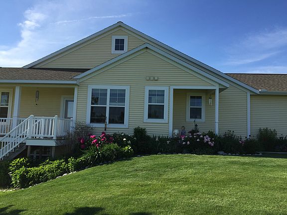 2nd image of 2793 Red Bud Dr