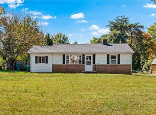 2878 Amber Ln NE, Winston Salem, NC 27105