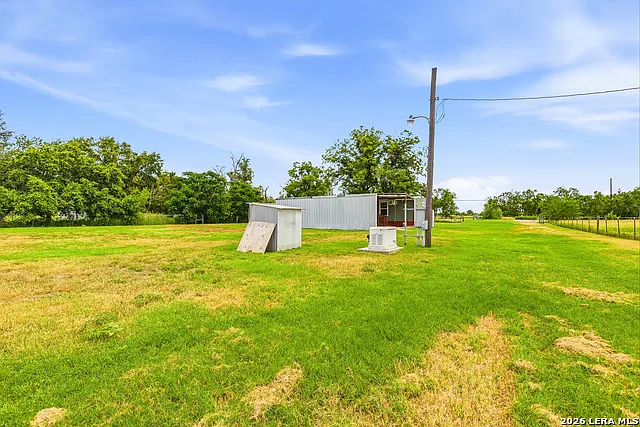 16345 FM 463 — Photo 21