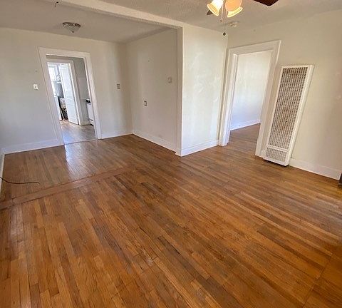 1011 washington main living_09272022