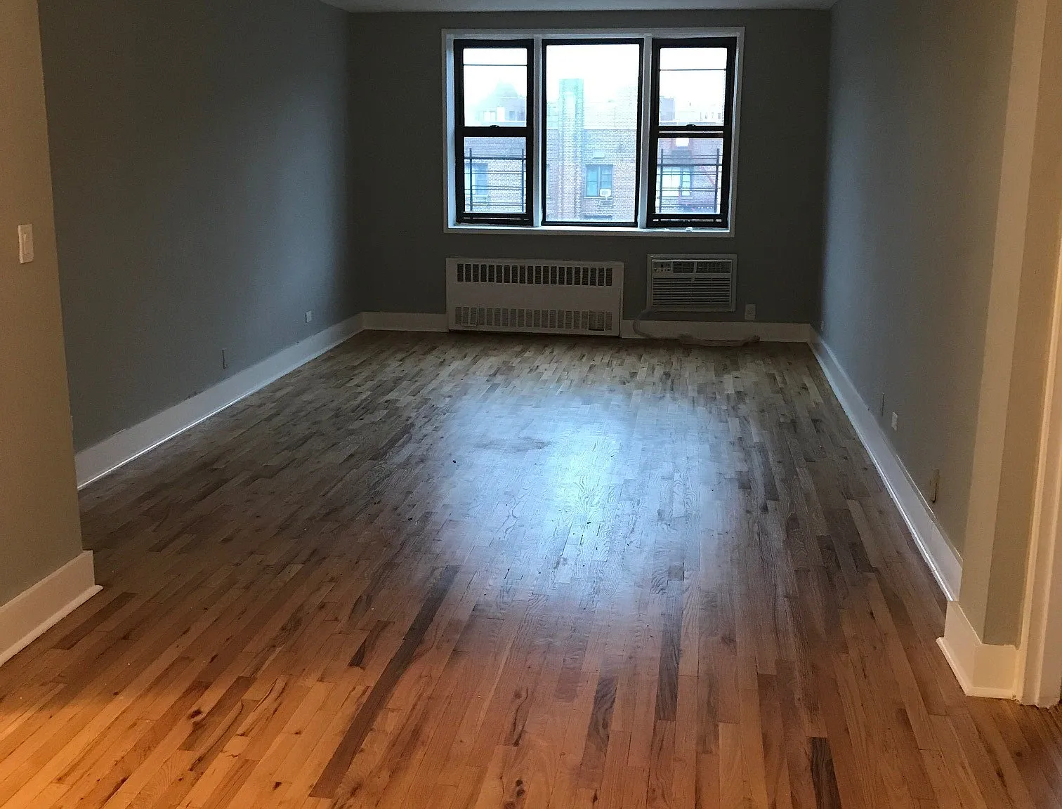 2 bed, 1400 sqft, $3,090 — Photo 2