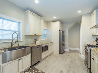 2 Grove Ter, Montclair, NJ 07042