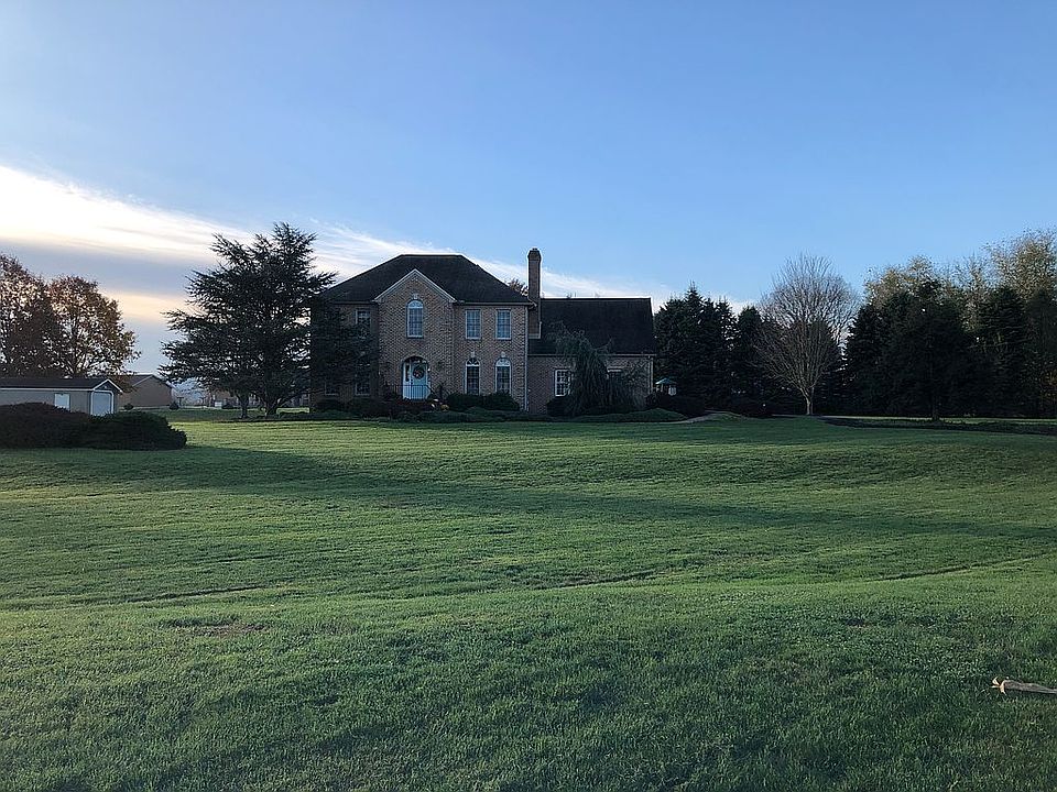2nd image of 41 Shughart Rd