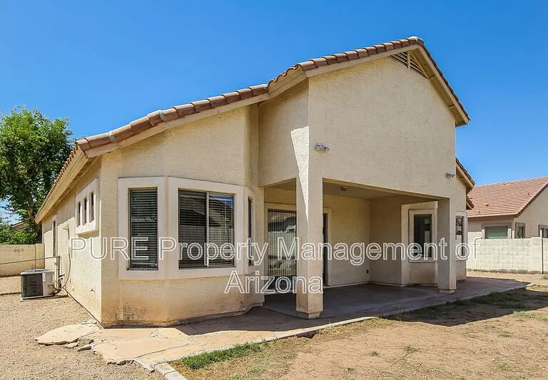 8752 W Frier Dr — Photo 14
