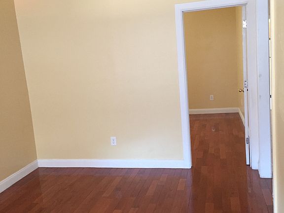 4th image of 3630 31st St #2