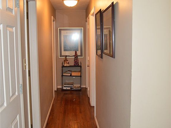 4th image of 2268 E Seminole Dr