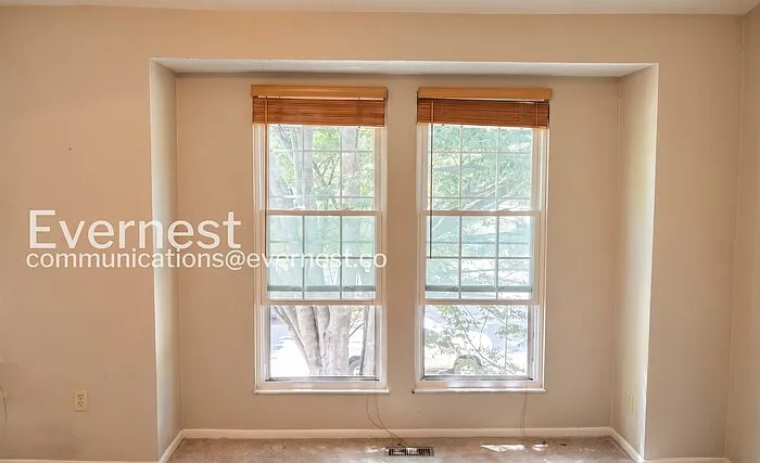 1268 Michigan Ave — Photo 22