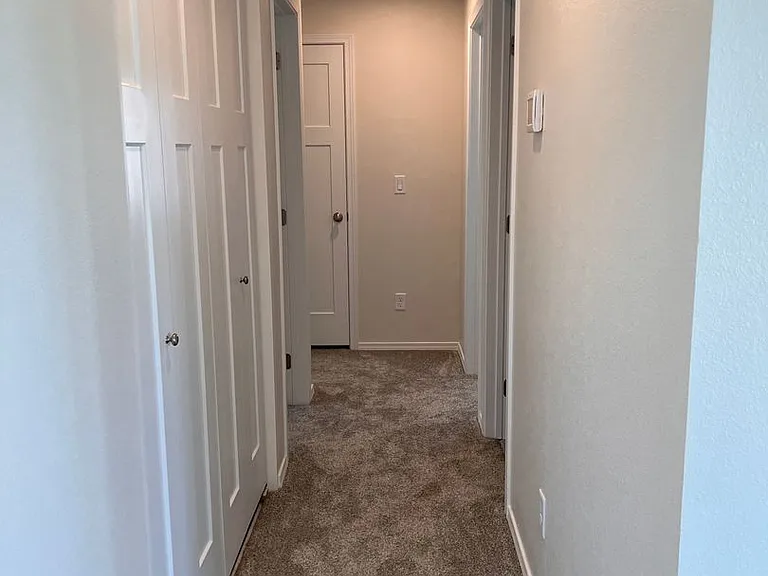1410 N Mattson Dr — Photo 4