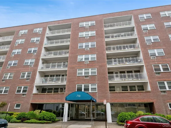 711 Shore Road #4F, Long Beach, NY 11561