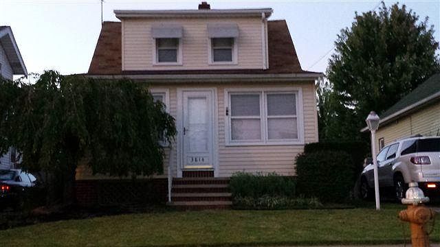 1st image of 3814 Stickney Ave