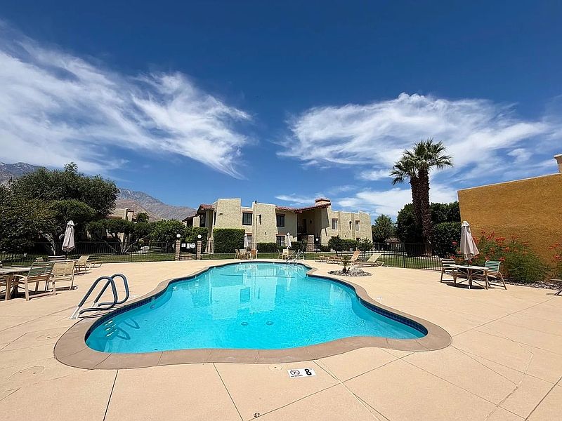 1st image of 1407 N Sunrise Way