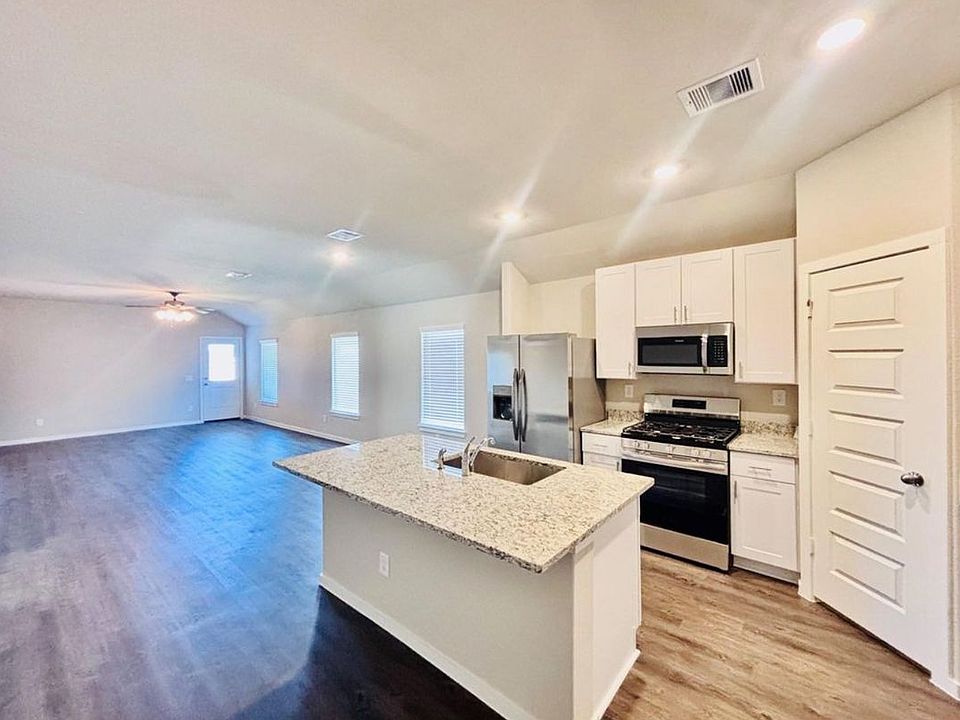 2nd image of 17327 Roxboro Ridge Ln
