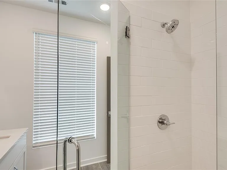513 Burton Dr #808 — Photo 24