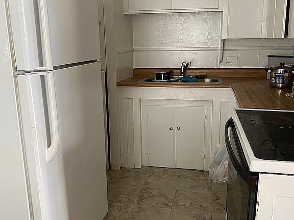 5th image of 907 Mimosa Dr