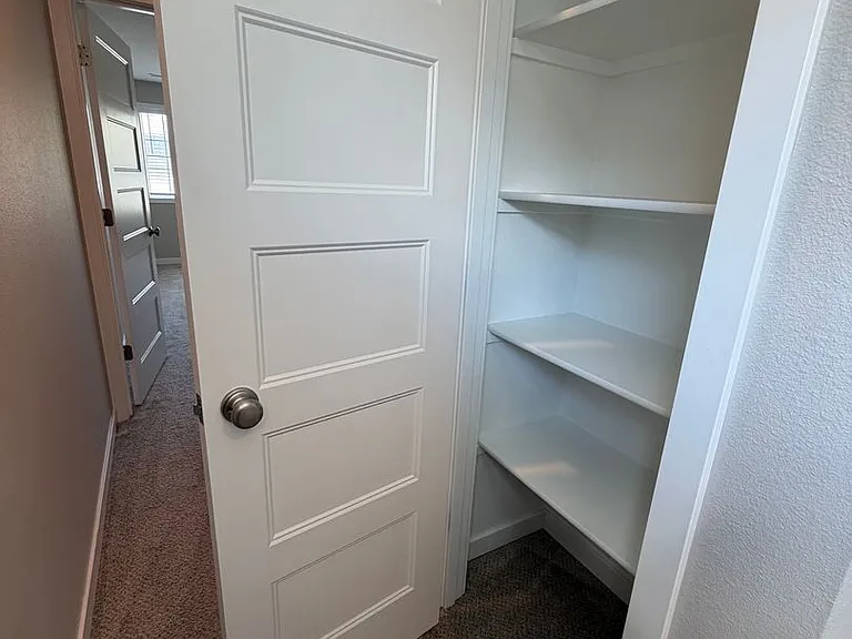 332 E Wayno Way — Photo 22