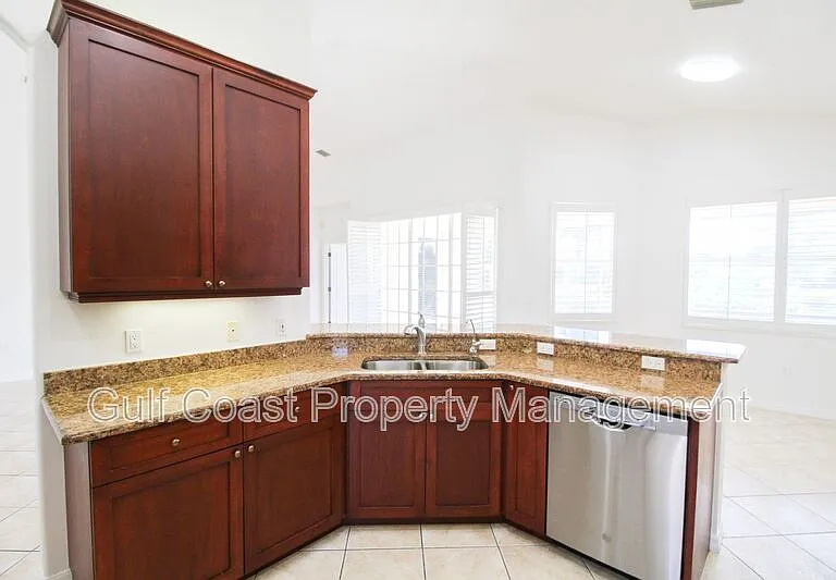 6343 Rookery Cir — Photo 16