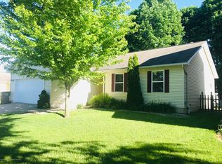 1936 Remsing Dr, Lansing, MI 48911