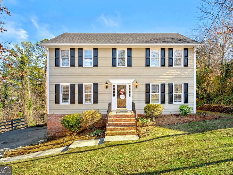 1st image of 290 Vistawood Dr