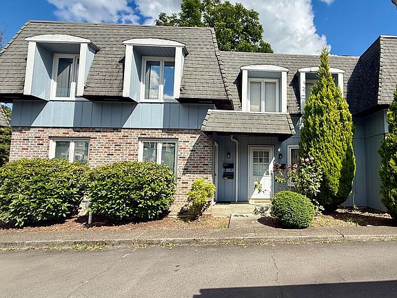 2nd image of 11204 SW Bel Aire Ln