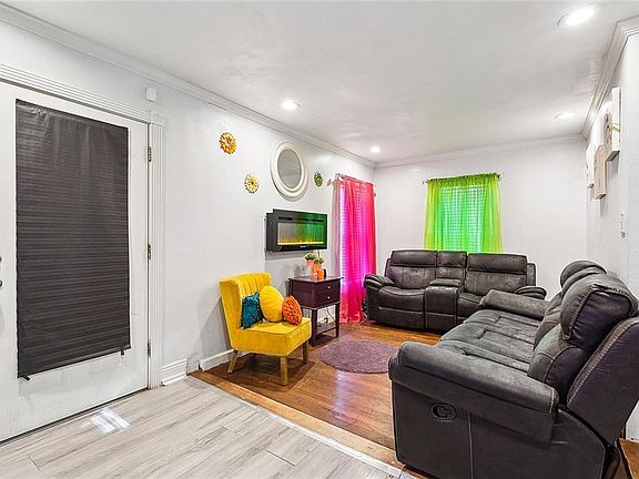 4th image of 602 Wilmuth St