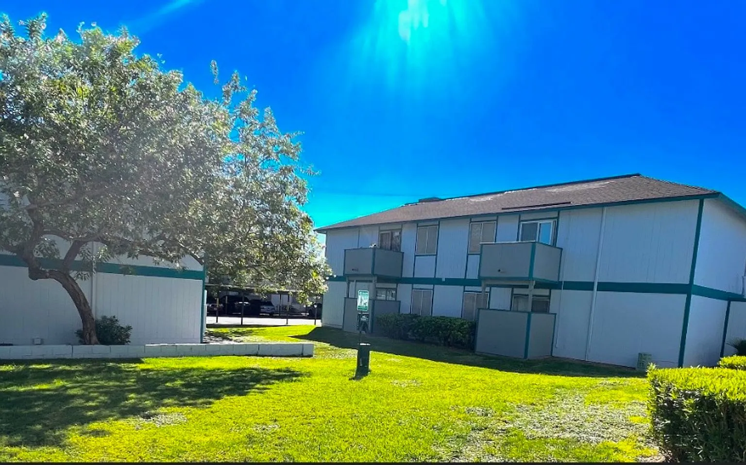 Canyon Club Apartments — Photo 3