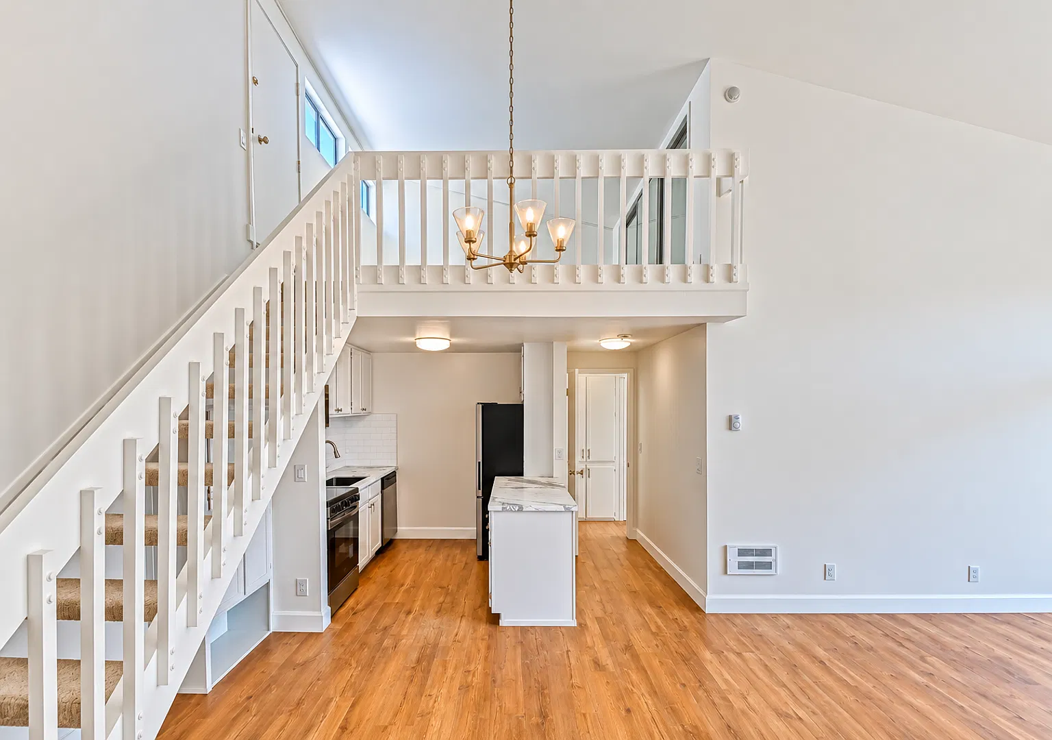 Beautifully Updated, Top-Floor, 1BR1BA + Loft Condo w/ Large Balcony & 1-Car Carport In The Brook... — Photo 3
