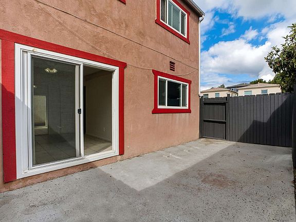 3rd image of 165 20th St #167