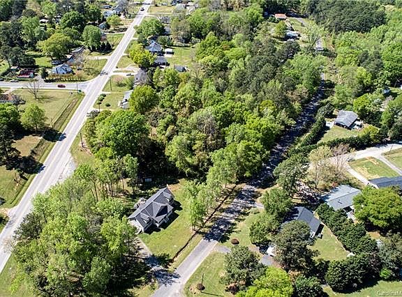 5th image of 124 Hollybrook Dr