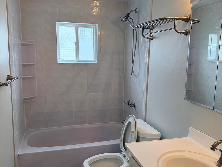 149 Wirt Ave — Photo 5