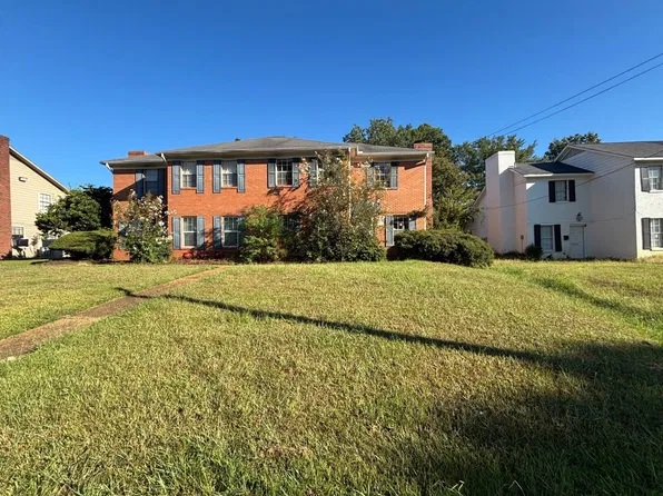 1110 Woodfield Dr, Jackson, MS 39211