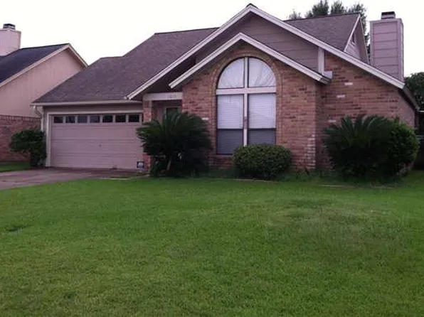 1019 Springmeadow Dr, Beaumont, TX 77706